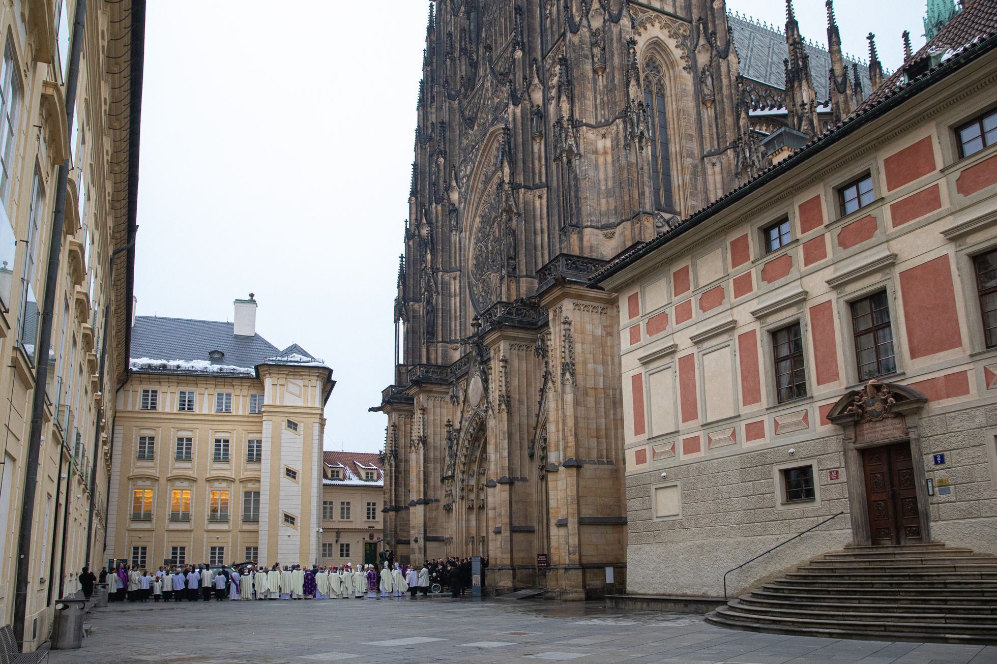 Pohřeb Karel Schwarzenberg, Katedrála sv. Víta