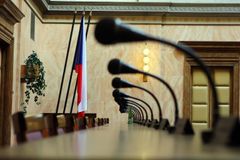 Ústavní soud odmítl stížnost exšéfky univerzity v Praze