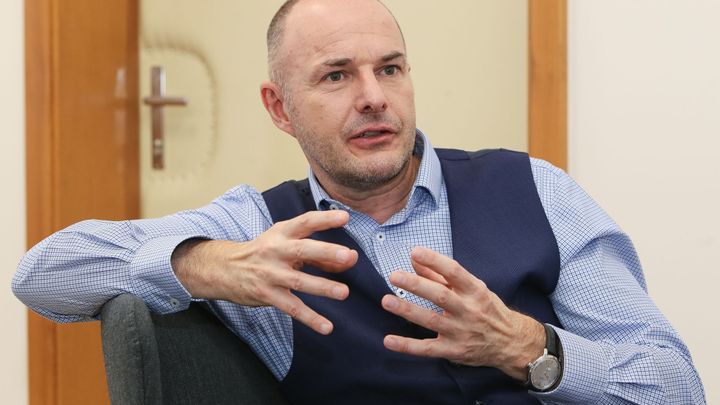 Plzeňský hejtman Bernard odchází z ČSSD. Chci všem ulehčit situaci, prohlásil