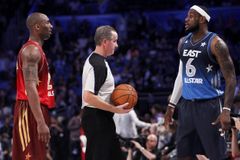 Utkání hvězd NBA vyhrál Západ, Bryant překonal Jordana