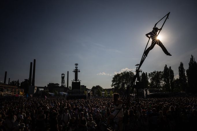 Snímek z prvního dne festivalu Colours of Ostrava.