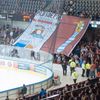 Sparta-Slovan Bratislava: hanlivý transparent fanoušků Sparty