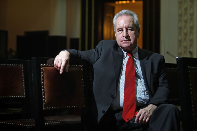 John Banville roku 2011, kdy v Praze převzal Cenu Franze Kafky.