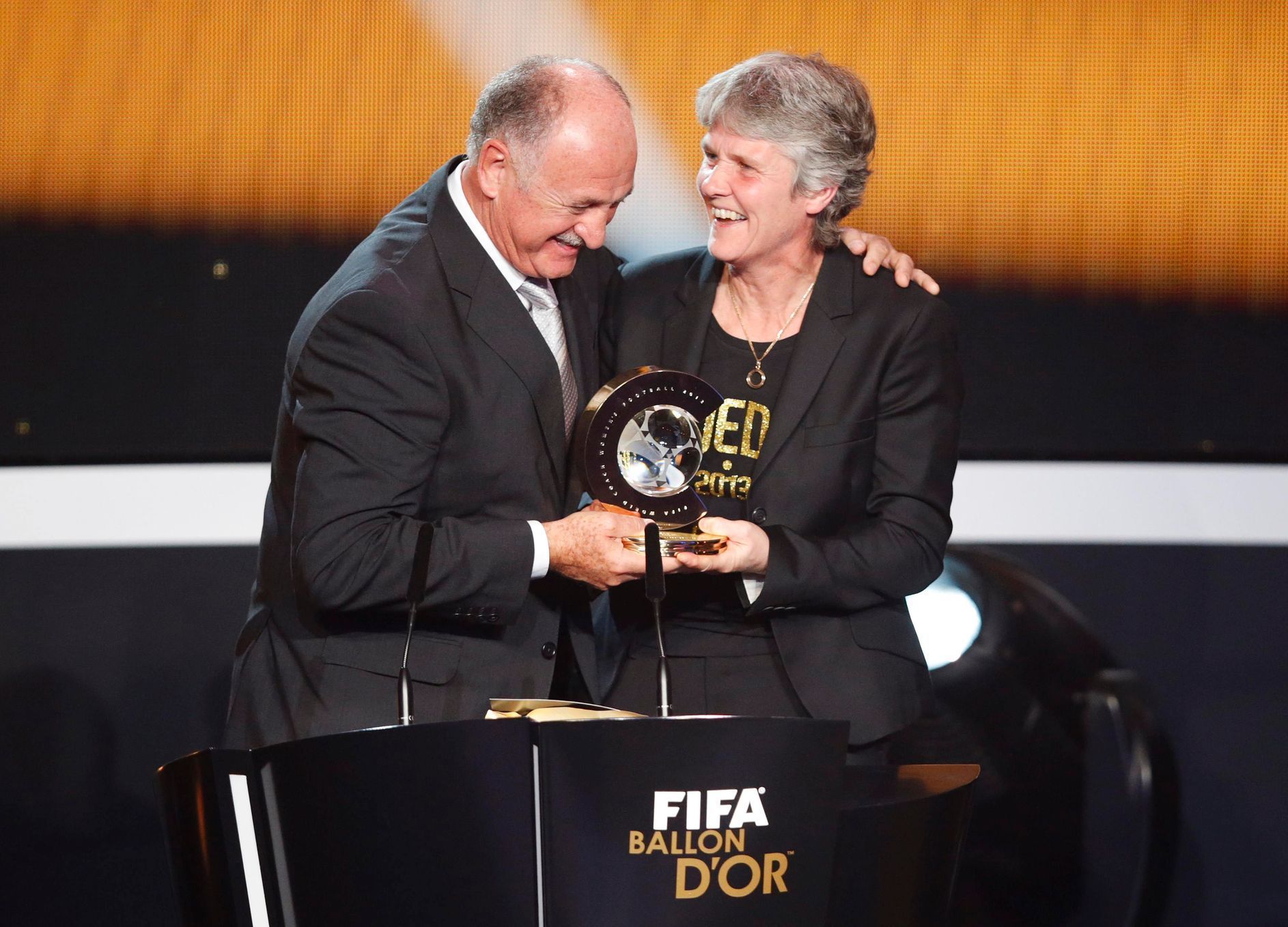 Galavečer FIFA - Zlatý míč pro rok 2012: Luiz Felipe Scolari a Pia Sundhageová