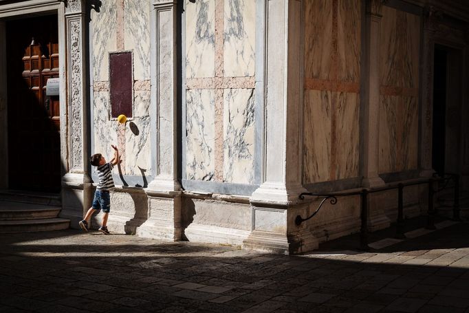 Top foto 2024: Tomáš Vocelka. Ukázky z práce pro Aktuálně.cz i z volné tvorby