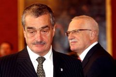 FOTO: Noví ministři na Hradě u Klause