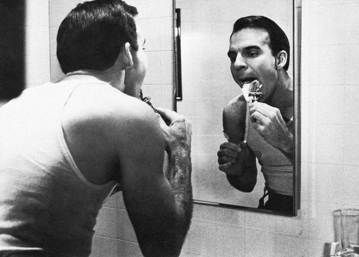 Jednorázové užití / Fotogalerie / Gillette / Před 120 lety požádal americký vynálezce King Camp Gillette o první patent na holicí strojek s vyměnitelnými čepelkami.