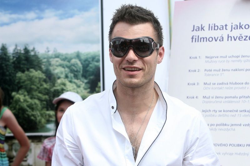 Škola filmových polibků - Leoš Mareš