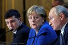 Merkelová ukázala prstem: Polsko a Pobaltí prý nesou spoluvinu na Putinově invazi