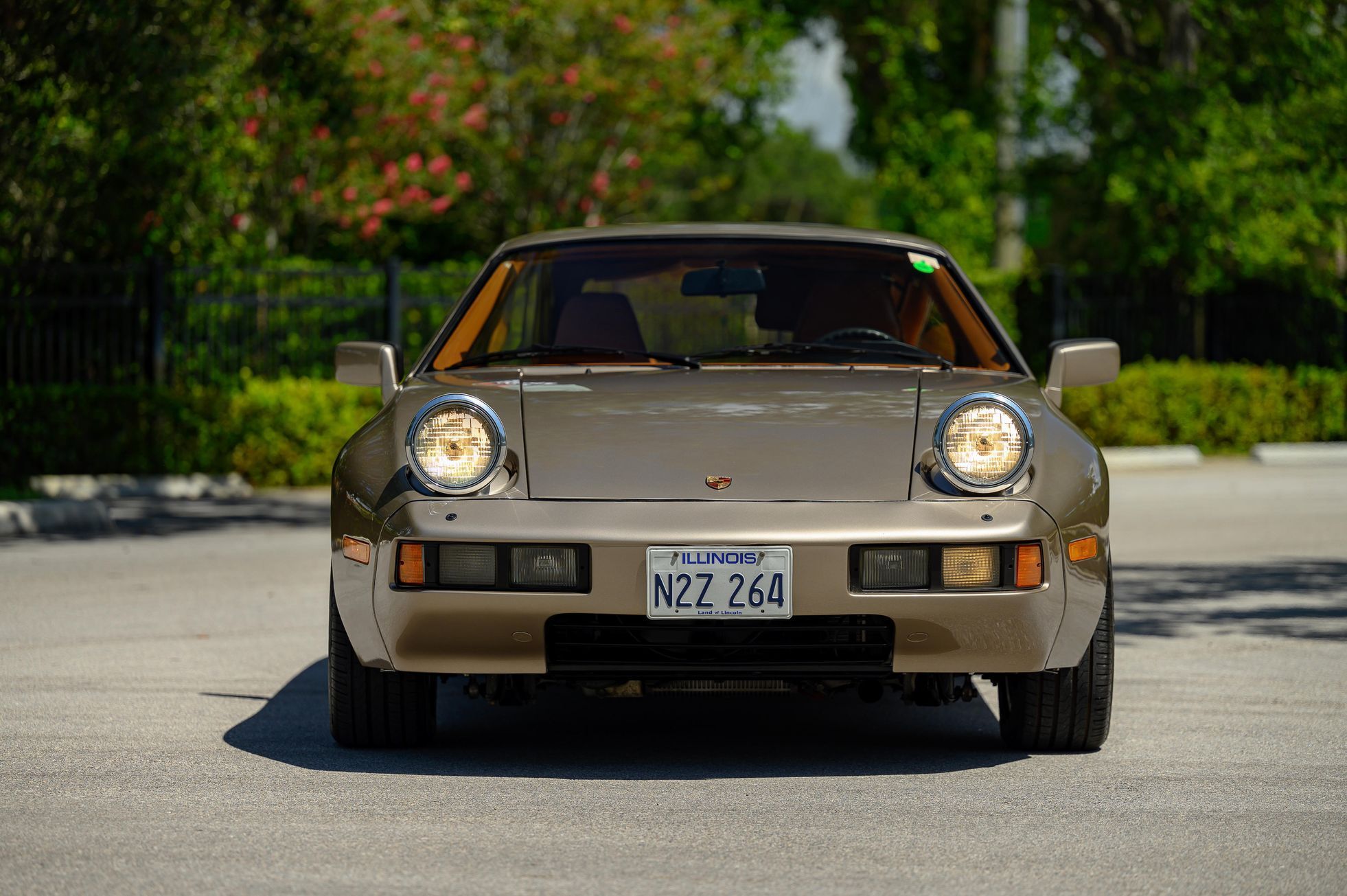 Porsche 928