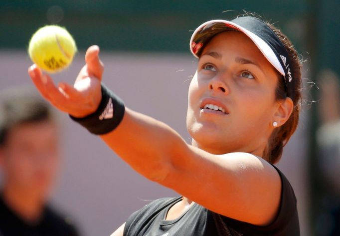 Ana Ivanovičová v semifinále French Open 2015 proti Lucii Šafářové