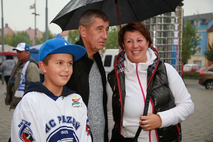 Souboj dvou ptáků (exhibiční rozlučka Martina Straky a Jaroslava Špačka) Babiš