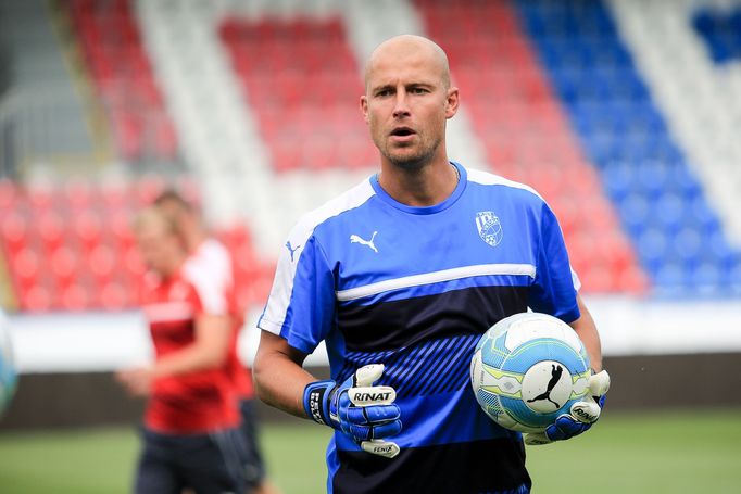 Tisková konference a trénink Viktorie Plzeň před 3. předkolem Ligy mistrů 2016. Petr Bolek