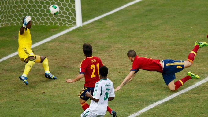 Pohár FIFA - Španělsko vs. Nigérie, gól Torrese