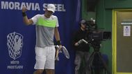 Tomáš Berdych se raduje, třetí tie-break zápasu byl tím vítězným.