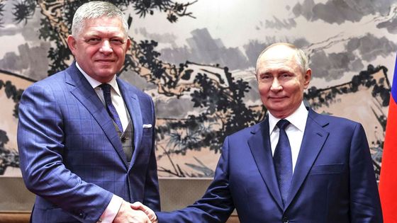 „Jak se vám daří?“ ptal se Fico Putina před středeční megapřehlídkou v Číně
