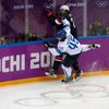 Finsko - USA, o bronz: Sami Vatanen (45) - T.J. Oshie