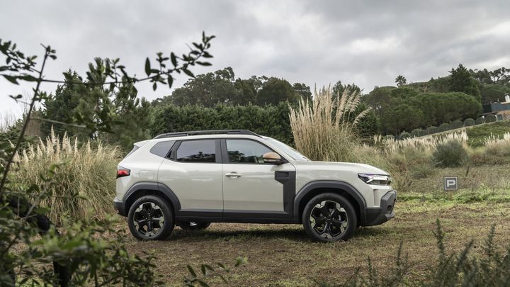 Dacia zveřejnila ceny nového Dusteru. V nejvyšší výbavě stojí i přes 600 tisíc