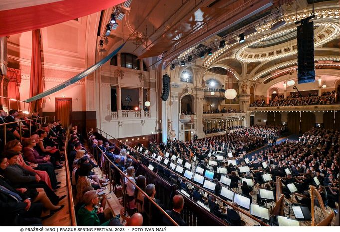 Snímek z pátečního zahájení festivalu Pražské jaro.