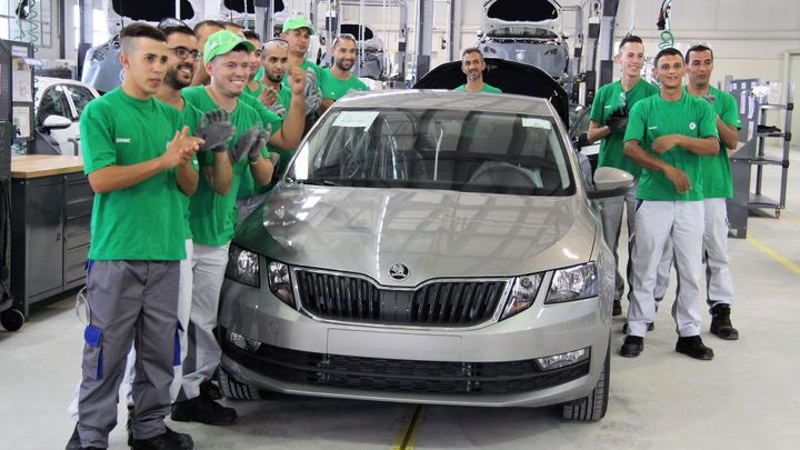 Úspěch Renaultu a problémy Volkswagenu. Země na severu Afriky nechtějí být montovnami