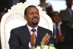 Etiopský premiér hrozí, že zemi navždy odřízne od internetu. Vadí mu násilné nepokoje