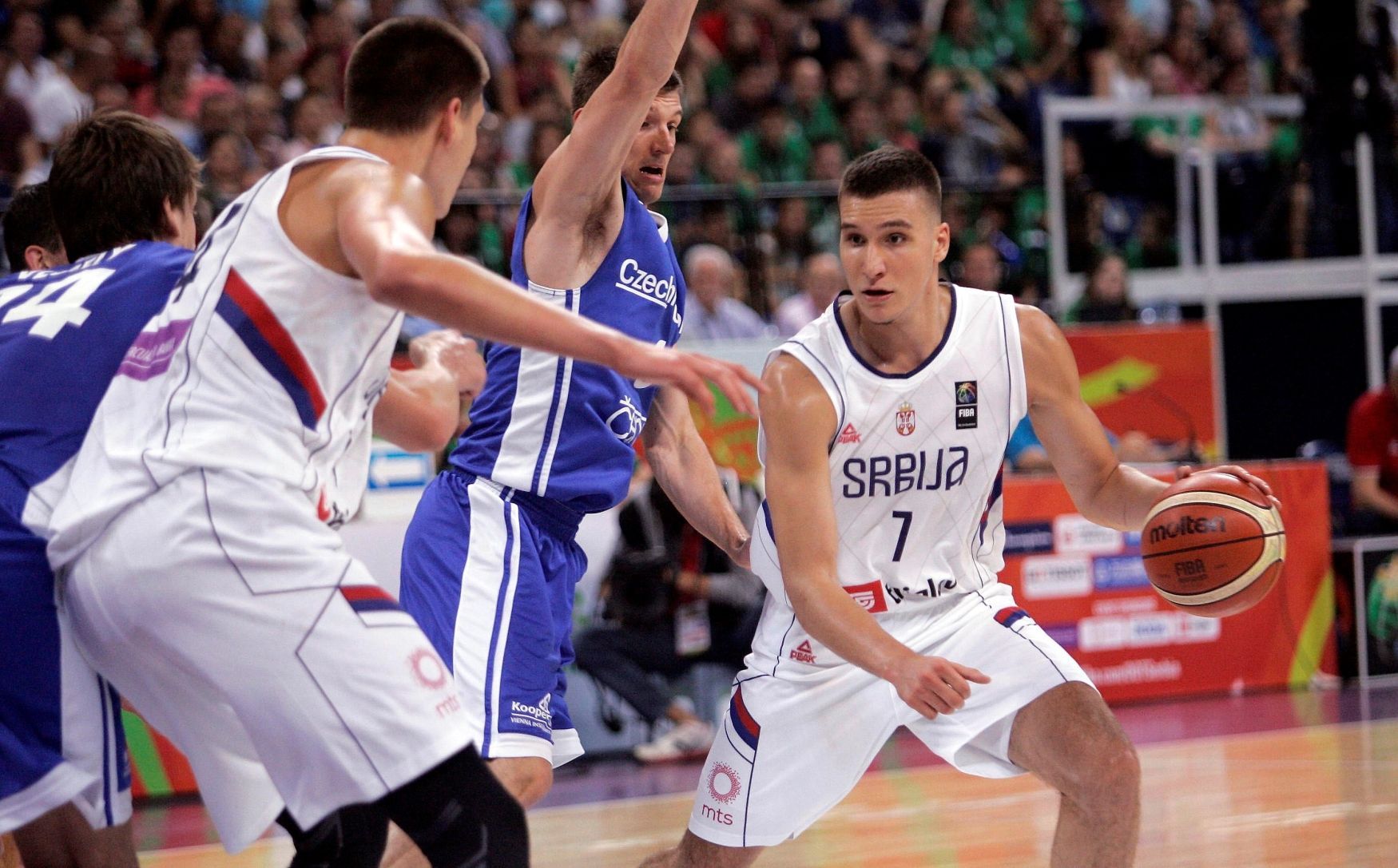 Česko Srbsko basketbal kvalifikace OH Bogdanovič