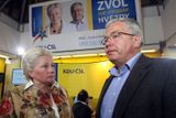 Zuzana Roithová, lídryně lidovecké kandidátky, a dvojka, europoslanec Jan Březina. Oba si své angažmá v EP zopakují.