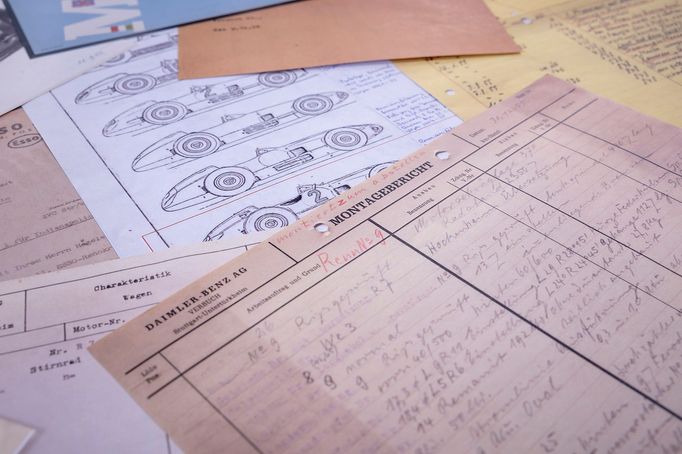 Na řadu přišla i pečlivě vedená servisní knížka