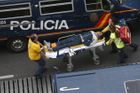 Výbuch plynové láhve na jihu Španělska zranil 90 lidí. Hrdinkou je kuchařka, která ucítila plyn