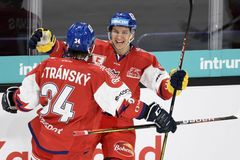 Pešán dovedl při premiéře české hokejisty k výhře nad Švédy