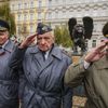 Odhalení pamětní desky Čechoslovákům bojujícím v RAF na památníku na Klárově v Praze
