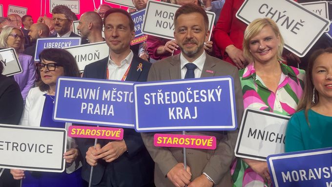 Vít Rakušan krátce poté, co byl 17. května 2025 opět zvolený předsedou hnutí STAN