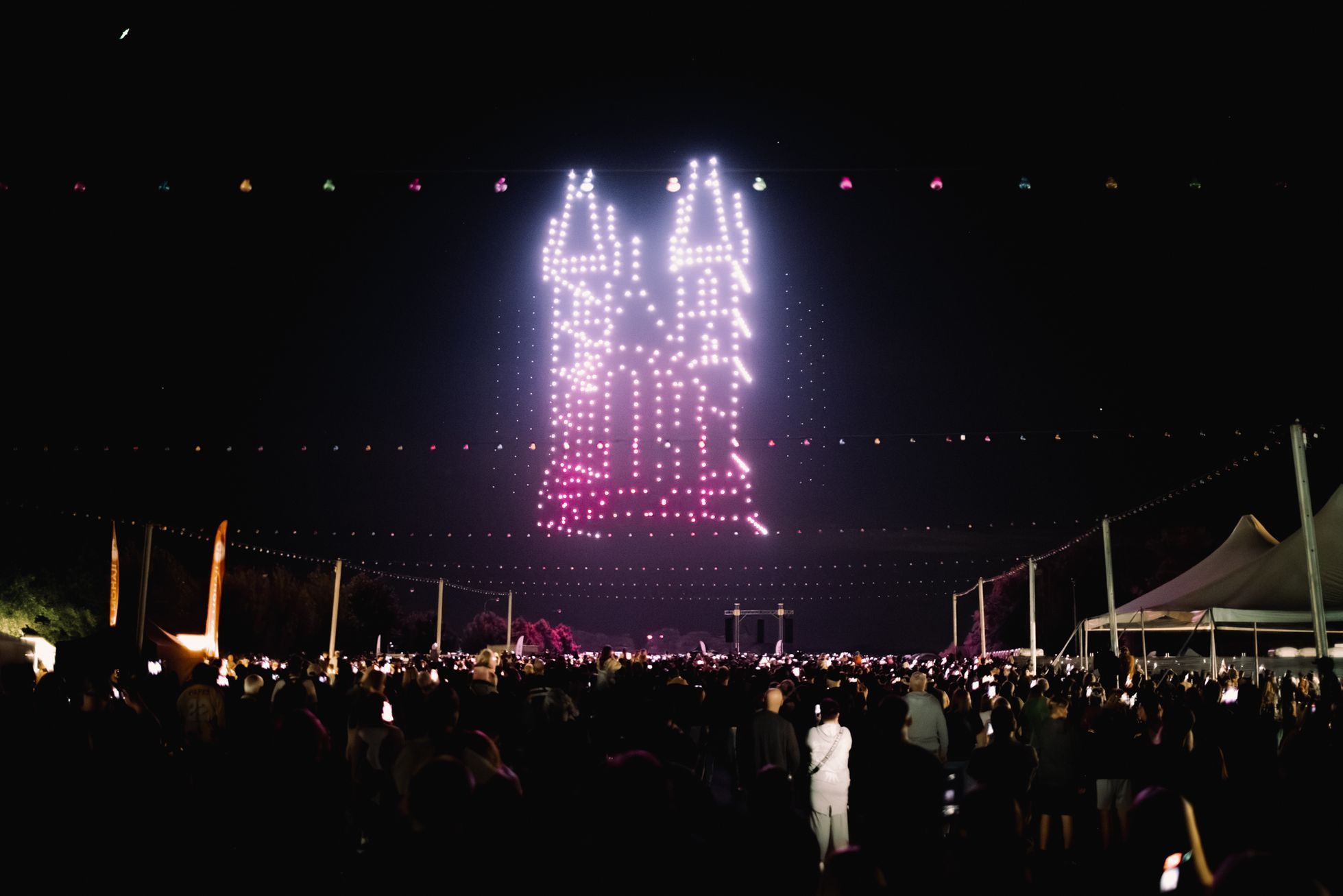 Dronová show v Hradci Králové