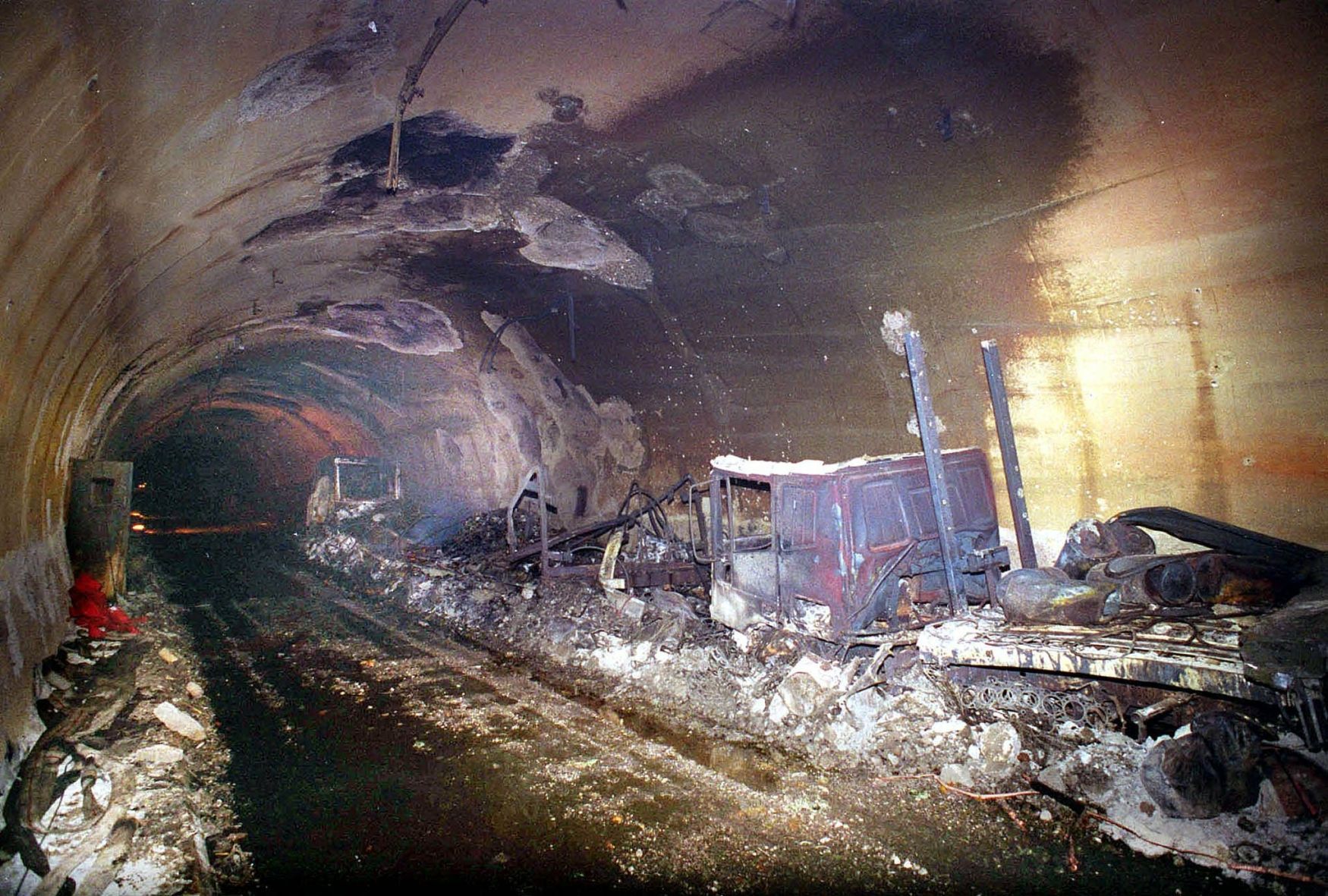 Jednorázové užití / Uplynulo 55 let od otevření proslulého tunelu pod horou Mont Blanc / Profimedia