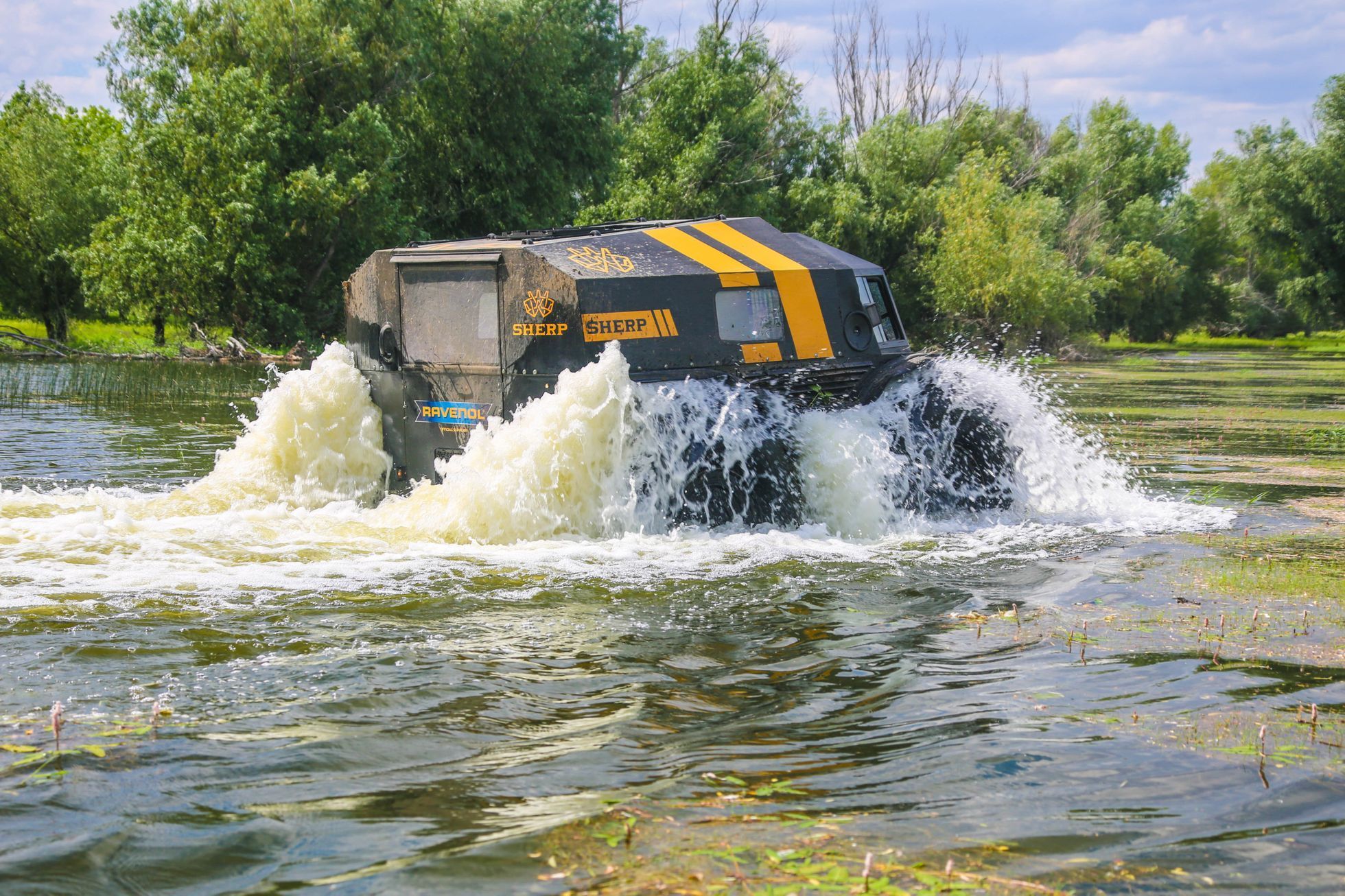 Sherp ruský off-road