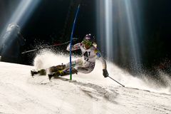 V noční slalomové show ve Flachau byla Strachová patnáctá
