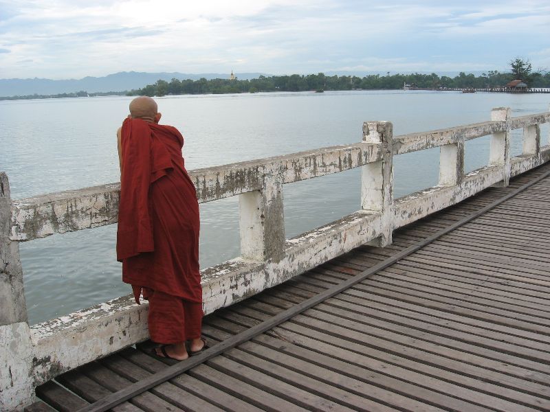 Barma - buddhistický mnich