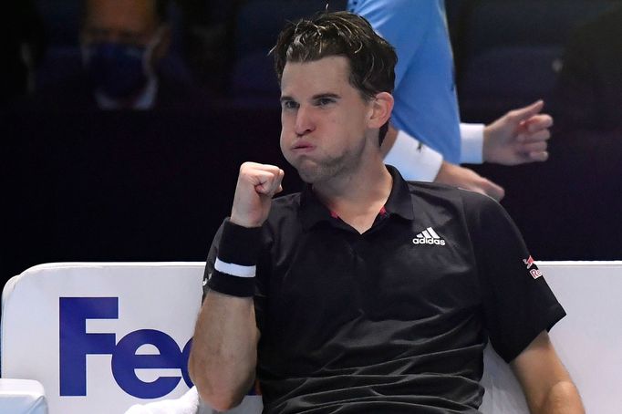 Dominic Thiem v zápase s Rafaelem Nadalem na Turnaji mistrů 2020