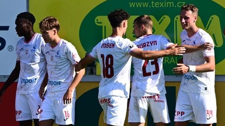 Další miliardář ve fotbalové lize. Pardubice vlastní majitel hokejové Sparty; Zdroj foto: ČTK