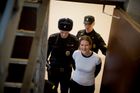Aktivistka Greenpeace vězněná v Petrohradě je na svobodě