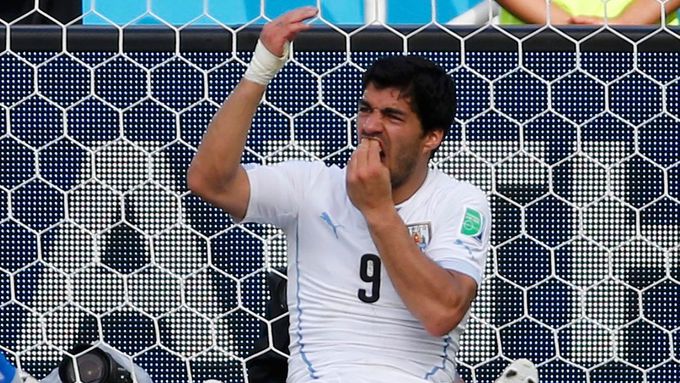 Pro málokterého fotbalistu jsou zuby tak důležité jako pro Luise Suáreze