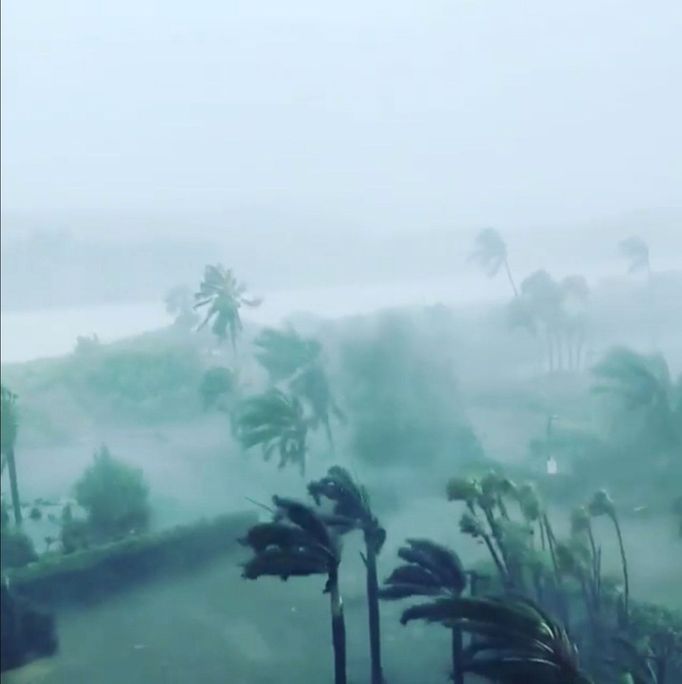 Hurikán Irma se žene přes floridský Marco Island.