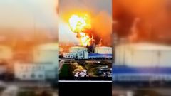 Tvrdé ukrajinské útoky. V plamenech se ocitl terminál Novatek na LNG u Finského zálivu.