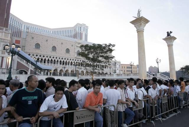 Největší kasino světa Venetian v Macau