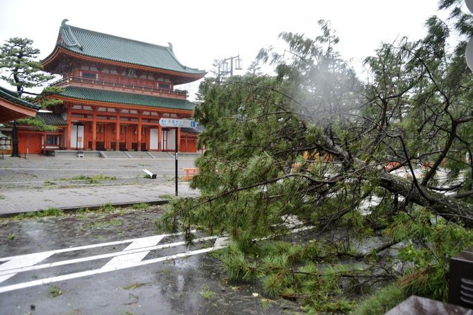 Tajfun Jebi zasáhl Japonsko. Září 2018.