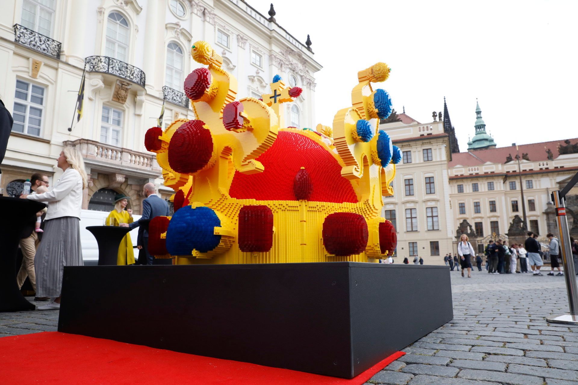 Svatováclavská koruna lego