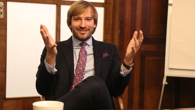 "Po několika letech ve Finsku jsem si uvědomil, jak jsou u nás nemocnice zanedbané," říká kandidát na ministra zdravotnictví za ANO Adam Vojtěch.