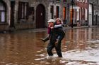 Povodně v Německu mají už dvě oběti, voda stoupá