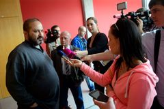 Schvaloval smrt vojáků v Afghánistánu. Jízlivost, řekl soudu