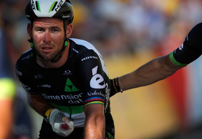 Tour de France 2017: zakrvácený Mark Cavendish